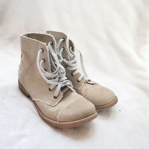 Steve Madden Distressed Canvas Boots Size 7.5